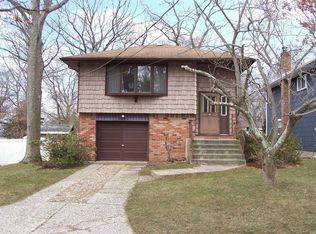 231 Fir Grove Rd, Ronkonkoma, NY 11779