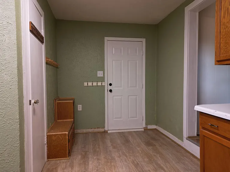 9405 E FM 174 — Photo 9