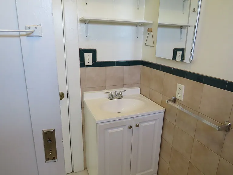 2625 Lincoln Ave — Photo 10