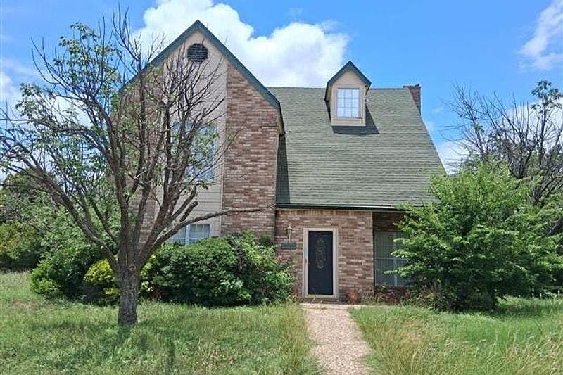 1st image of 4063 Bay Hill Dr