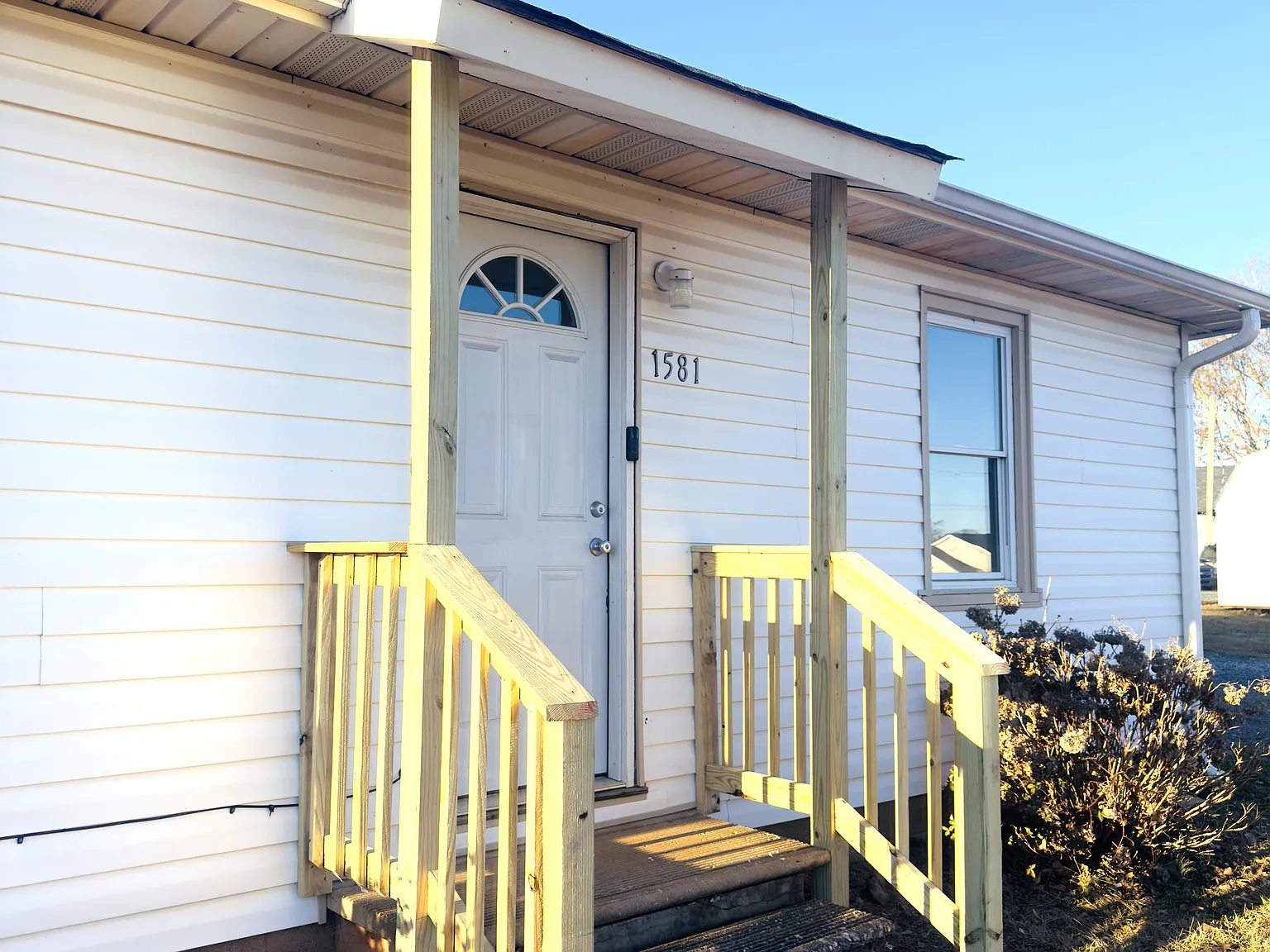 2 bed, 900 sqft, $1,300 — Photo 4