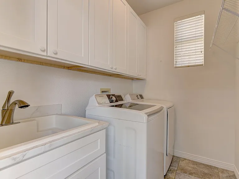 8437 Willowleaf Ct — Photo 35