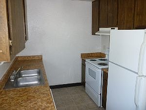 3rd image of 5306 El Camino Ave APT 16