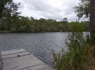 300 Granger Rd SE, Steinhatchee, FL 32359