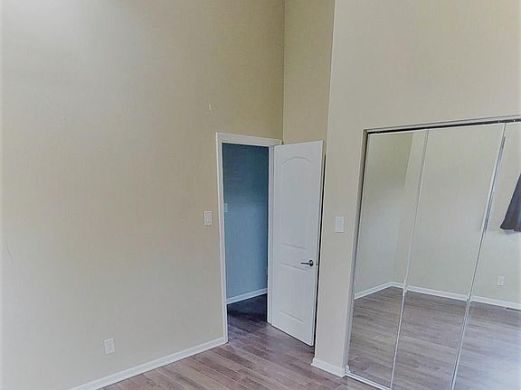2nd image of 17311 Harlem Ave
