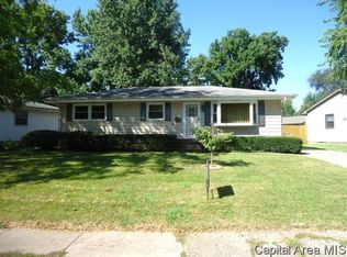 3405 Moorgate Dr, Springfield, IL 62703