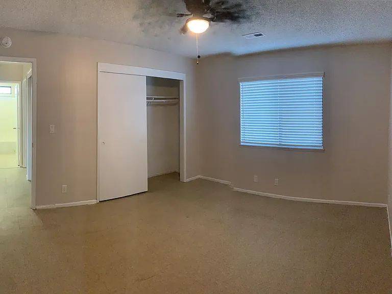 243 W Robertson Rd #C — Photo 11