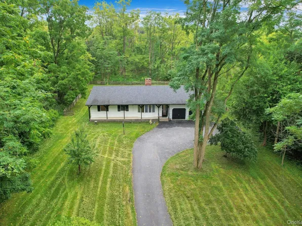 30 Pumpkin Hill Road, Warwick, NY 10990