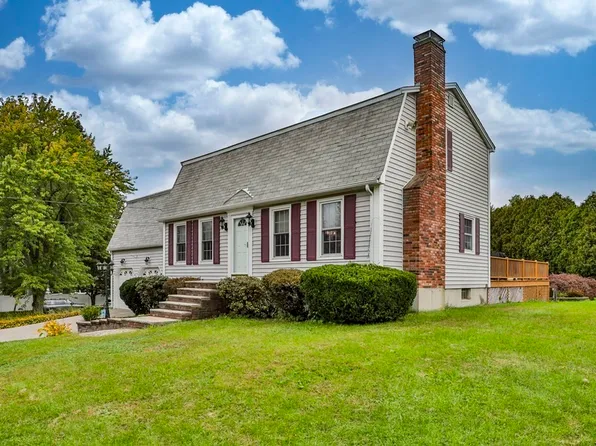 385-385 Oak St #A, Methuen, MA 01844