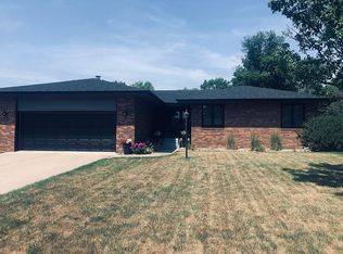 813 Forest Ave, Story City, IA 50248