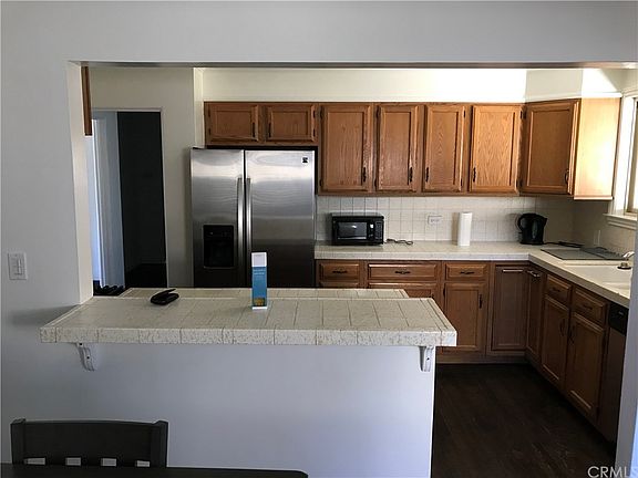 5th image of 8743 Kittyhawk Ave
