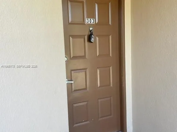 1200 SW 125th Ave APT 303L, Hollywood, FL 33027