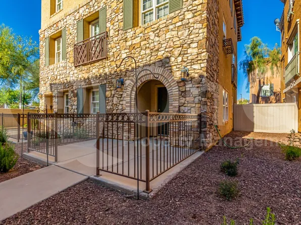 2620 S Key Biscayne Dr, Gilbert, AZ 85295