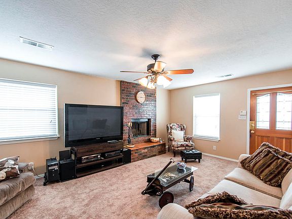 5th image of 4509 Silver Arrow Dr NW