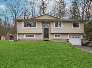 50 Fawn Hill Rd, Tuxedo Park, NY 10987