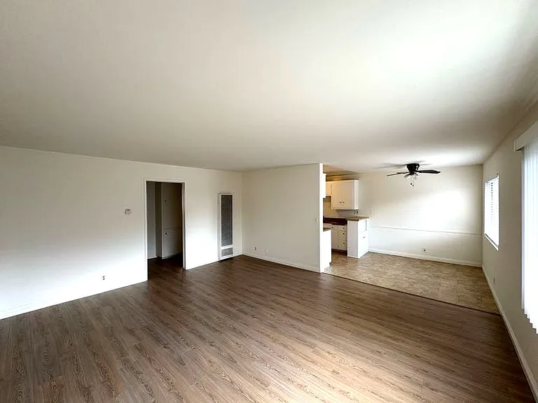 1394 Springfield St #D — Photo 4