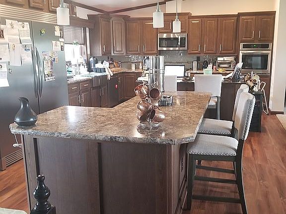 Open kitchen, 2 islands