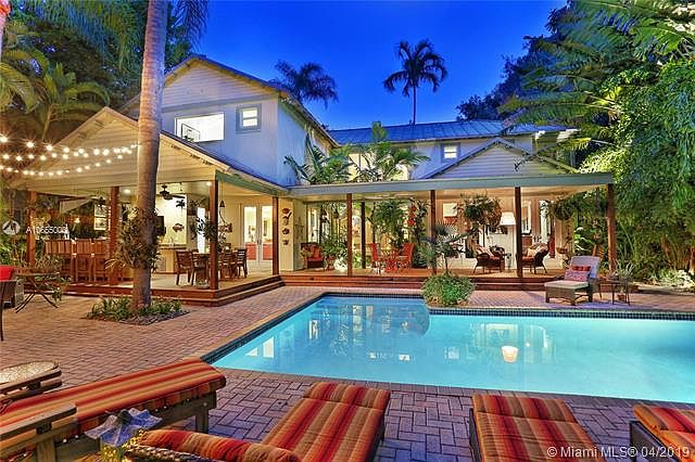 1st image of 3553 Royal Palm Ave