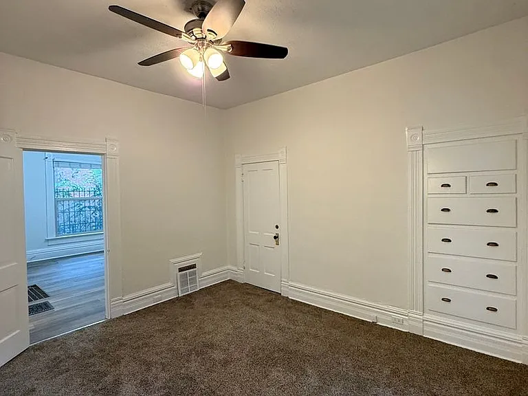 156 S Lincoln St — Photo 13