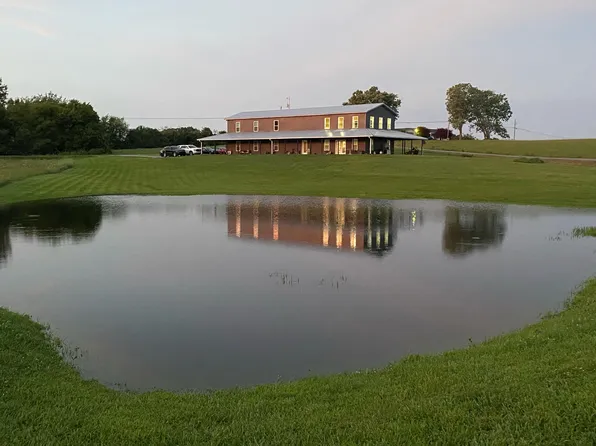 1600 Mary Lamons Rd, Afton, TN 37616