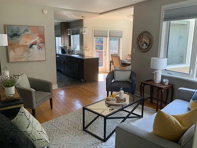 380 Waterloo Street — Photo 3