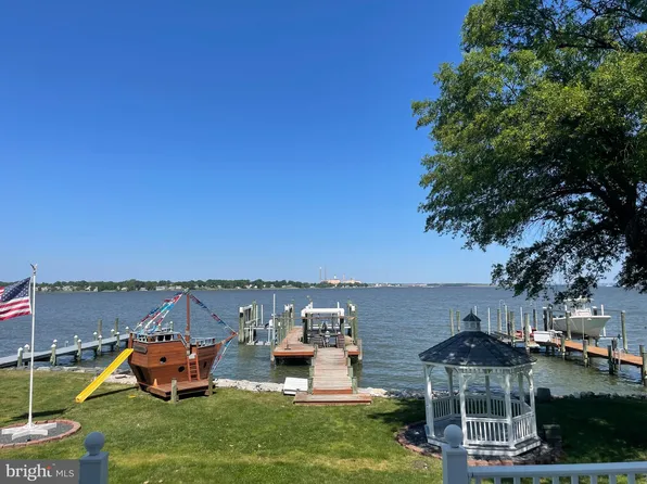 7526 Rock Creek Way, Pasadena, MD 21122