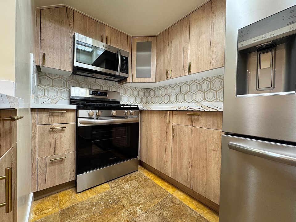 Kitchen Bach Splash