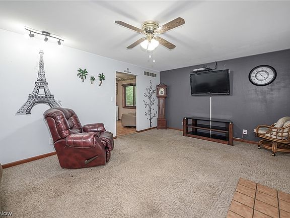 4th image of 1248 Munroe Falls Kent Rd
