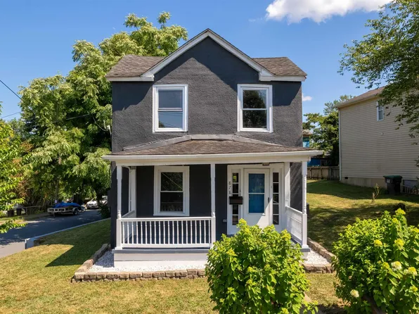 878 Ridge St, Charlottesville, VA 22902