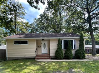 2902 Herbertsville Rd, Point Pleasant Beach, NJ 08742