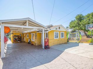 10227 Whitegate Ave, Sunland, CA 91040