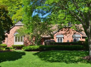3600 Bloomfield Club Dr, Bloomfield Hills, MI 48301