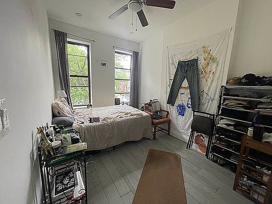 5th image of 186 Howard Ave #2