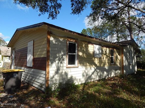 3rd image of 2082 Navaho Ave
