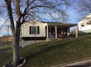 311 W 2nd St, Carlisle, KY 40311