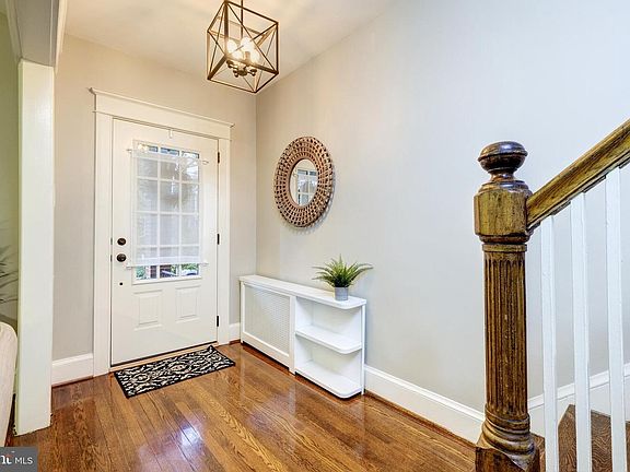 Entry way from front door