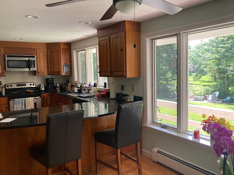 16 Sea Garden Cir #1 — Photo 9
