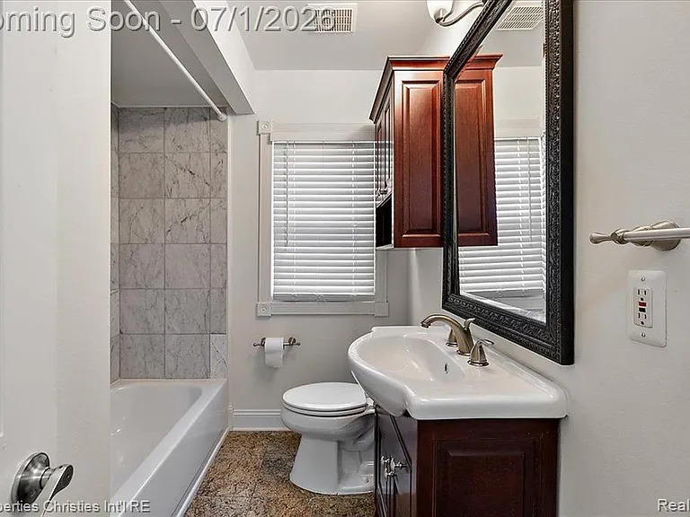 2209 Windemere Rd — Photo 18