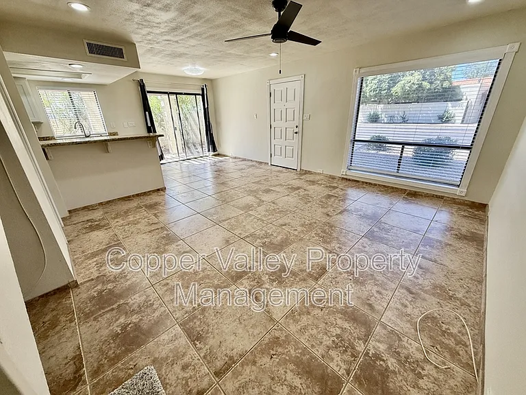 8601 S 48th St #3 — Photo 2