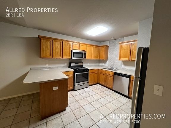 4th image of 2697 N Center St APT B