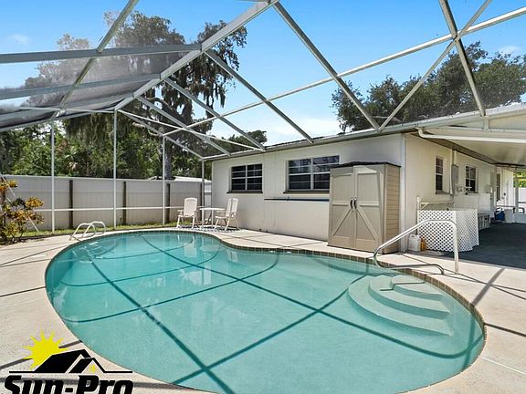 4th image of 93 S Arbor Dr