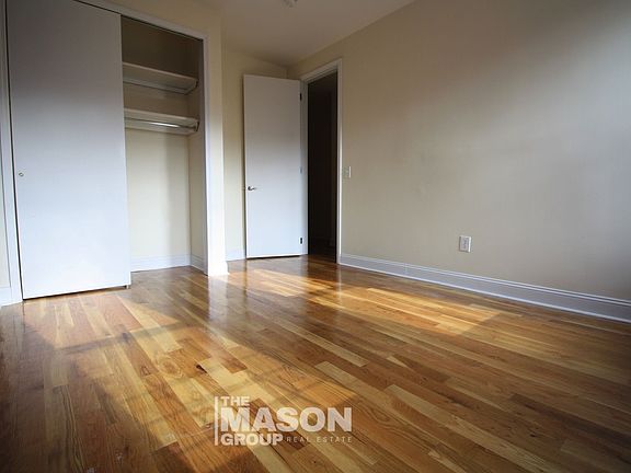 4th image of 201 W 92nd St APT 6A