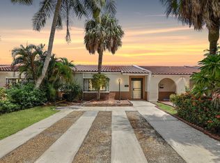 7118 Laurel Ln, Miami Lakes, FL 33014