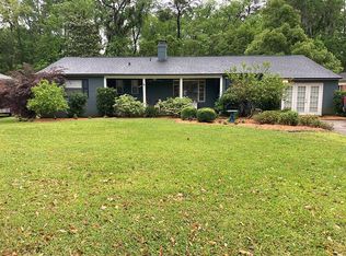 4141 Peachtree Cir E, Jacksonville, FL 32207