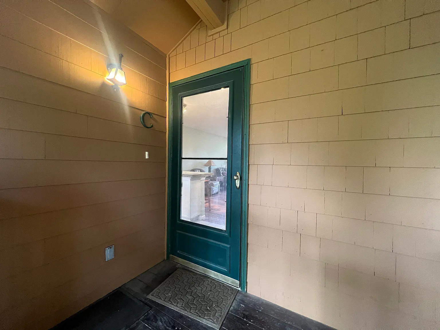 2 bed, 903 sqft, $3,000 — Photo 2