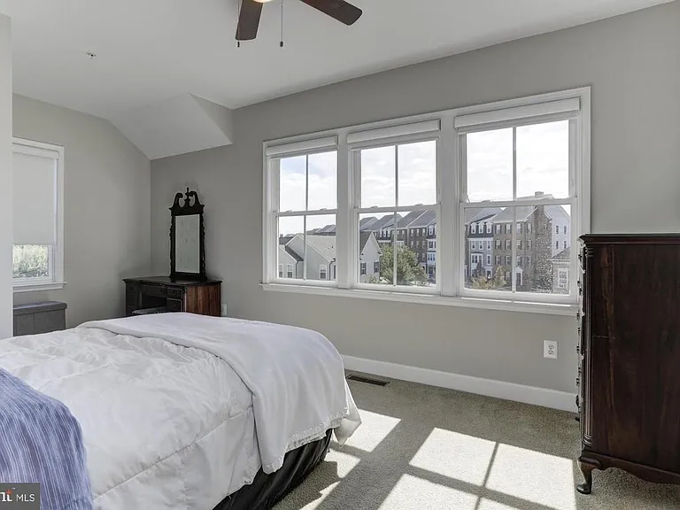8898 Tawes St — Photo 11