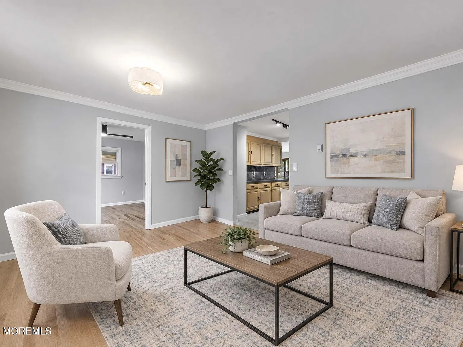 3 bed, 1212 sqft, $3,500 — Photo 3