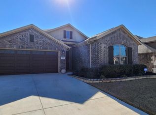 5641 Salt Springs Dr, Fort Worth, TX 76179