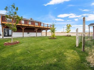 870 Desert Wind Rd, Boise, ID 83716