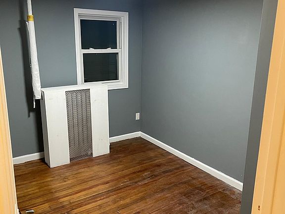 5th image of 255 Underhill Ave #1